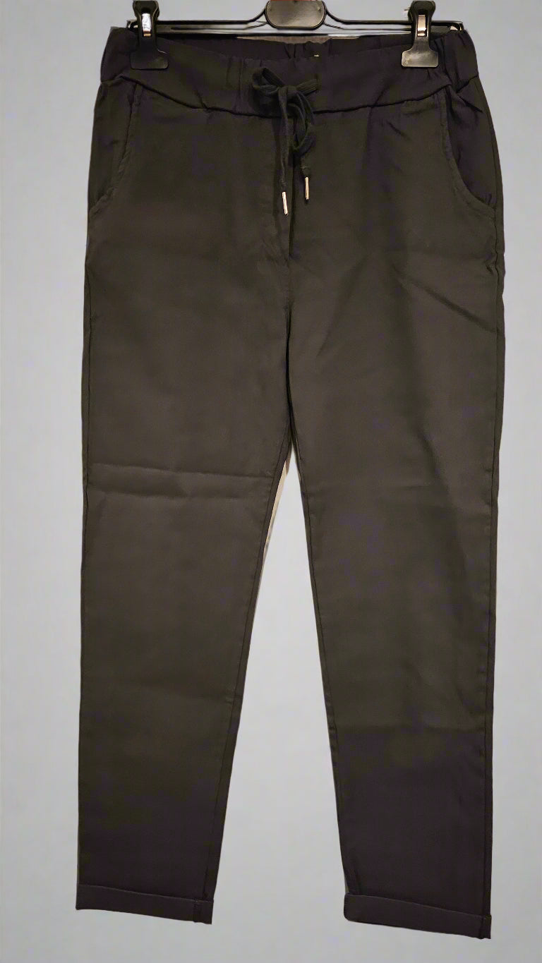 Magic Pants Slim Leg